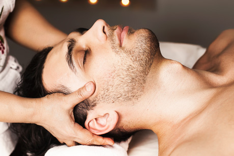 Релакс-массаж. Подарочные сертификаты Ultra Подарки Москва. Купить оригинальный подарок или подарочный сертификат на Релакс-массаж. Сервис UltraPodarki.ru Москва 8 800 505 95 30. 