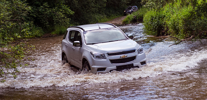 Купить джип-тур на внедорожниках в Москве. Сервис Ultra Подарки. Купите джип-тур на внедорожниках в Москве и отправляйтесь в настоящее автомобильное путешествие по бездорожью. UltraPodarki.ru 8 800 505 95 30. Экспедиции на внедорожниках, дорожное приключение, автомобиль путешествие, путешествие авто, автотуризм, автотур, автопутешествия по Москве, джип-тур, купить джип-тур, джип-тур Москва, экспедиция не внедорожниках Москва, автотур Москва, путешествие авто Москва, путешествие на автомобиле Москва