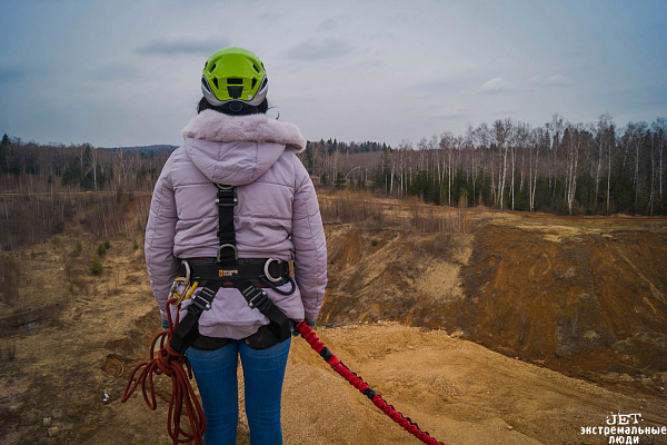 Роупджампинг - прыжки с верёвкой в Москве. Подарочные сертификаты Ultra Подарки. Роупджампинг в Москве - Экстремальный оригинальный подарок или подарочный сертификат на Роупджампинг - прыжки с верёвкой. Сервис UltraPodarki.ru 8-800-505-95-30. роупджампинг Москва, прыжок веревка Москва, роупджампинг, прыжок веревка, прыжок с веревкой, Подарок, подарочный сертификат, экстрим, экстремальный подарок