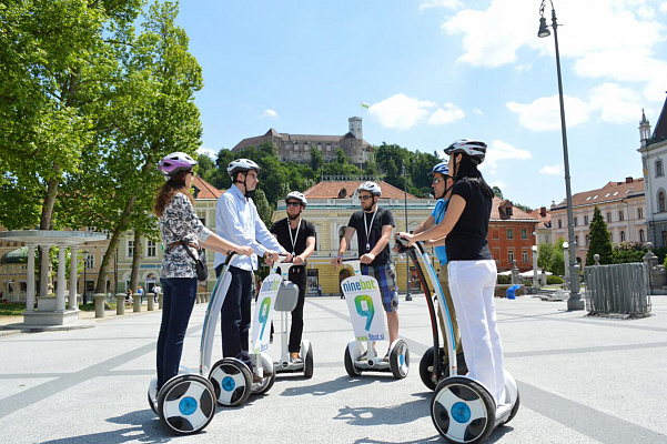 Катание на Сегвеях в Москве. Ultra Подарки. Купить катание на Сигвеях в Москве. Насладитесь приятной поездкой по столице без пробок и усталости. Сервис UltraPodarki.ru 8 800 505 95 30. Сигвей Москва, сигвей, катание на сигвей Москва, катание на сигвей, купить сигвей Москва, купить сигвей, сигвей цена Москва, сигвей цена, гироскутер сигвей #Мсоква#, гироскутер сигвей, мини сгивей Москва, мини сигвей, аренда сигвей Москва, аренда сигвей, прокат сигвей Москва, прокат сигвей, сегвей Москва, сегвей