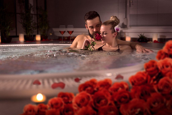 Романтическое свидание в СПА в Москве. Ultra Подарки. Купить романтическое свидание в СПА в Москве. Подарите самым близким незабываемые моменты и признайтесь в искренних чувствах. Сервис UltraPodarki.ru 8-800-505-95-30. Романтическое свидание в СПА в Москве, свидание в Москве, свидание в СПА, сертификат на свидание в СПА, сертификат на свидание в Москве, купить свидание, купить свидание Москва, первое свидание, девушка свидание, СПА, романтическое СПА, романтический вечер, романтические любимому