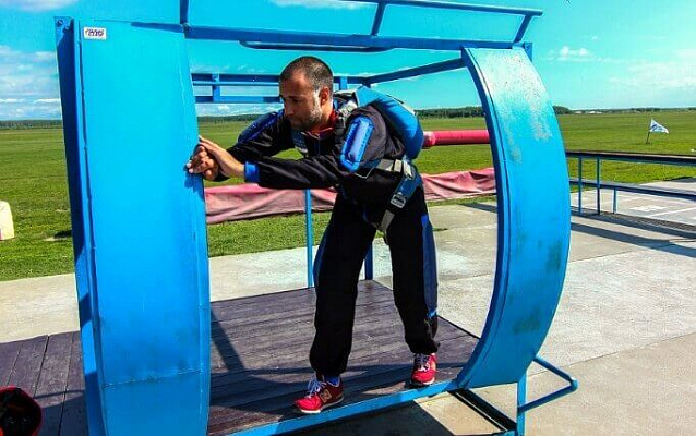 Купить прыжок с парашютом в тандеме в Москве. Ultra Подарки. Купите сертификат на прыжок с парашютом в тандеме в Москве, откройте мир новых впечатлений. Сервис UltraPodarki.ru 8 800 505 95 30. Прыжок с парашютом, прыжок с парашютом в Москве, прыжок с парашютом стоит, прыжок с парашютом в Москве стоит, прыжок с парашютом с инструктором, прыжок с парашютом с инструктором Москва, прыжок с парашютом цена, прыжок с парашютом цена Москва, сертификат на прыжок с парашютом, сертификат на прыжок с парашютом Москва, прыжок с парашютом в тандеме, прыжок с парашютом в тандеме Москва, купить сертификат на прыжок с парашютом Москва