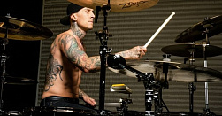 Игра на барабанах