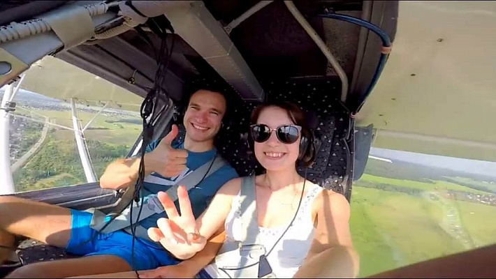 Полет на самолете в Москве. Ultra Подарки. Купить полёт на самолёте в Москве. Испытайте невероятные ощущения от прогулки на самолёте или порадуйте своих близких подарив сертификат на полет в подарок. Сервис UltraPodarki.ru 8 800 505 95 30. полёт на самолёте, сертификат на полёт, цены самолёт, полёт в подарок, реальный полёт, реальный полёт на самолёте, купить полёт Москва, полёт на самолёте Москва, сертификат на полёт Москва, цены полёт Москва