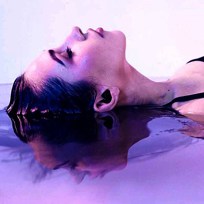 СПА процедура Флоатинг в Москве. Ultra Подарки. Флоатинг в Москве. Испытайте настоящее расслабление от СПА процедуры флоатинг в флотационной камере. Сервис: UltraPodarki.ru 8-800-505-95-30. Флоатинг Москва, флоатинг, купить флоатинг, купить флоатинг в Москве, СПА процедура флоатинг в Москве, флотационная камера, флотационный резервуар, сеанс, флоатинга Москва, Флёр