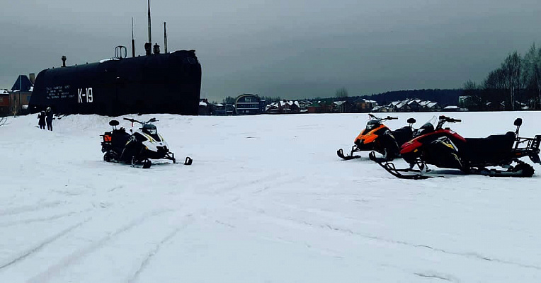 Катание на снегоходах в Москве в подарок. Сервис Ultra Подарки
. Подарочный сертификат на катание на снегоходах в Москве с друзьями. Закажите прокат снегоходов в подарок для мужчины по привлекательным ценам. Живописные маршруты для езды на снегоходах это отличная возможность активного отдыха. Сервис UltraPodarki.ru 8 800 505 95 30. катание на снегоходах, подарочный сертификат на катание на снегоходе, прокат снегоходов, прокат снегоходов Москва, катание на снегоходах Москва, езда на снегоходе