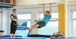 Прыжки в батутном центре