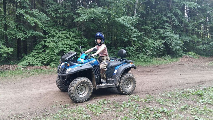 Катание на квадроциклах в Москве. Подарочные сертификаты Ultra Подарки. Подарочный сертификат на катание на квадроциклах в Москве. Закажите прокат квадроциклов и наслаждайтесь активным отдыхом с друзьями. Выбирайте живописные маршруты для езды на квадроциклах. Сервис UltraPodarki.ru 88005059530. Катание на квадроциклах, катание на квадроциклах Москва, прокат квадроциклов, прокат квадроциклов Москва, езда на квадроцикле, езда на квадроцикле Москва, катание на квадроциклах зимой, Катание на квадроциклах летомй, сертификат на катание на квадроциклах, сертификат квадроциклы, сертификат квадроциклы Москва
