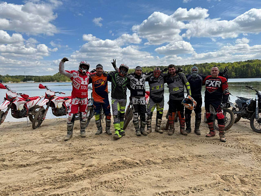 Прокат мотоциклов. Подарочные сертификаты Ultra Подарки Москва. Купить оригинальный подарок или подарочный сертификат на Прокат мотоциклов. Сервис UltraPodarki.ru Москва 8 800 505 95 30. 