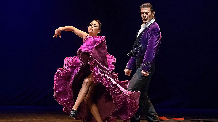 Уроки танцев Фламенко. Подарочные сертификаты Ultra Подарки Москва. Купить оригинальный подарок или подарочный сертификат на Уроки танцев Фламенко. Сервис UltraPodarki.ru Москва 8 800 505 95 30. 