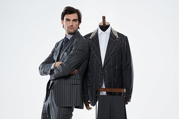 Индивидуальный пошив мужского костюма в Москве. Ultra Подарки. Индивидуальный пошив мужского костюма в Москве. Сервис: UltraPodarki.ru 8 800 505 95 30
. Индивидуальный пошив мужского костюма, пошив костюма на заказ, пошив пиджака, пошив брюк, пошив мужского костюма