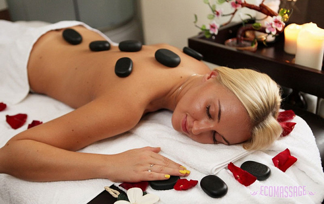 Сеанс стоун-массажа. Подарочные сертификаты Ultra Подарки Москва. Купить оригинальный подарок или подарочный сертификат на Сеанс стоун-массажа. Сервис UltraPodarki.ru Москва 8 800 505 95 30. 