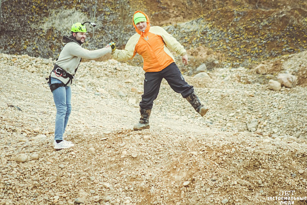 Роупджампинг - прыжки с верёвкой в Москве. Подарочные сертификаты Ultra Подарки. Роупджампинг в Москве - Экстремальный оригинальный подарок или подарочный сертификат на Роупджампинг - прыжки с верёвкой. Сервис UltraPodarki.ru 8-800-505-95-30. роупджампинг Москва, прыжок веревка Москва, роупджампинг, прыжок веревка, прыжок с веревкой, Подарок, подарочный сертификат, экстрим, экстремальный подарок