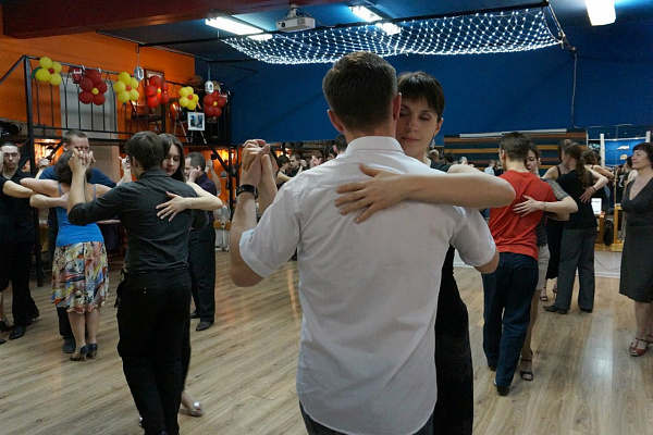 Аргентинского танго. Подарочные сертификаты Ultra Подарки Москва. Купить оригинальный подарок или подарочный сертификат на Аргентинского танго. Сервис UltraPodarki.ru Москва 8 800 505 95 30. 