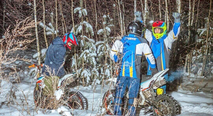 Прокат мотоциклов. Подарочные сертификаты Ultra Подарки Москва. Купить оригинальный подарок или подарочный сертификат на Прокат мотоциклов. Сервис UltraPodarki.ru Москва 8 800 505 95 30. 