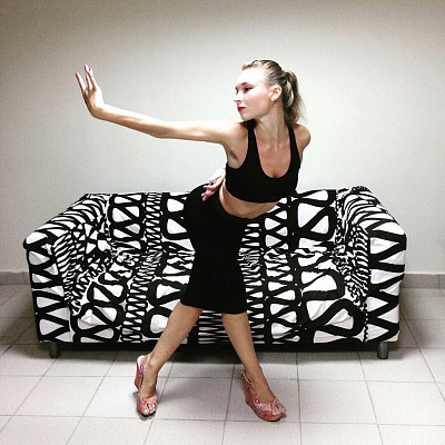 Стиль танца Vogue (Вог). Подарочные сертификаты Ultra Подарки Москва. Купить оригинальный подарок или подарочный сертификат на Стиль танца Vogue (Вог). Сервис UltraPodarki.ru Москва 8 800 505 95 30. 