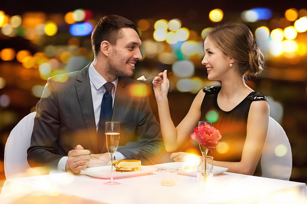 Романтика на ресторан столе